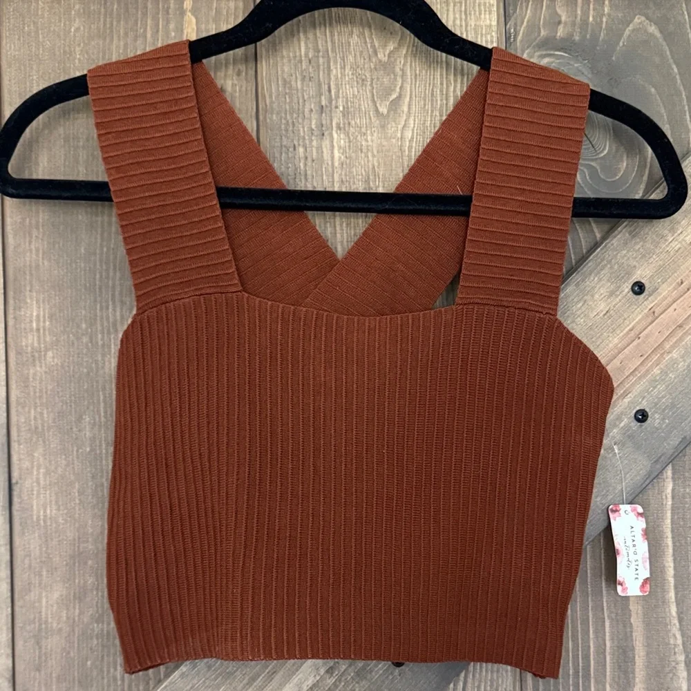 NWT Altar'd State Rust Ribbed Crop Top size small - Picture 1 of 3